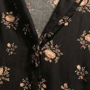 NWOT Reformation size 2 short dress, front button up. Slight pucker sleeve style